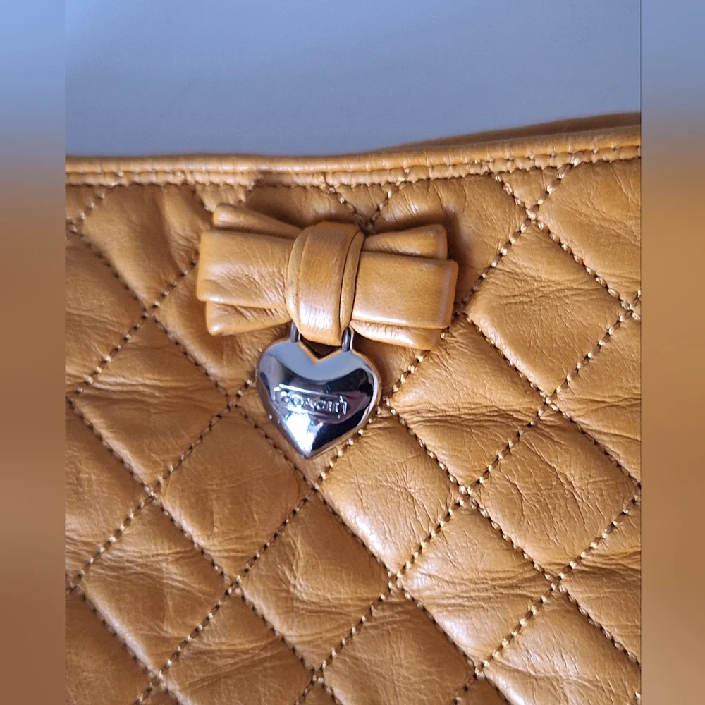 Coach Quilted Yellow Leather Gloves - Picture 3 of 6